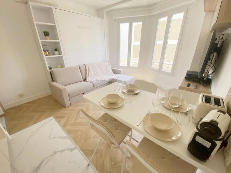 Appartement 2P Idealement Place Juan Les Pins Juan-les-Pins Exterior foto
